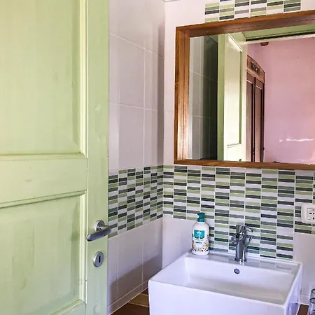Penzion Cozy Private Bedroom With Sea View Camporosso (Liguria)